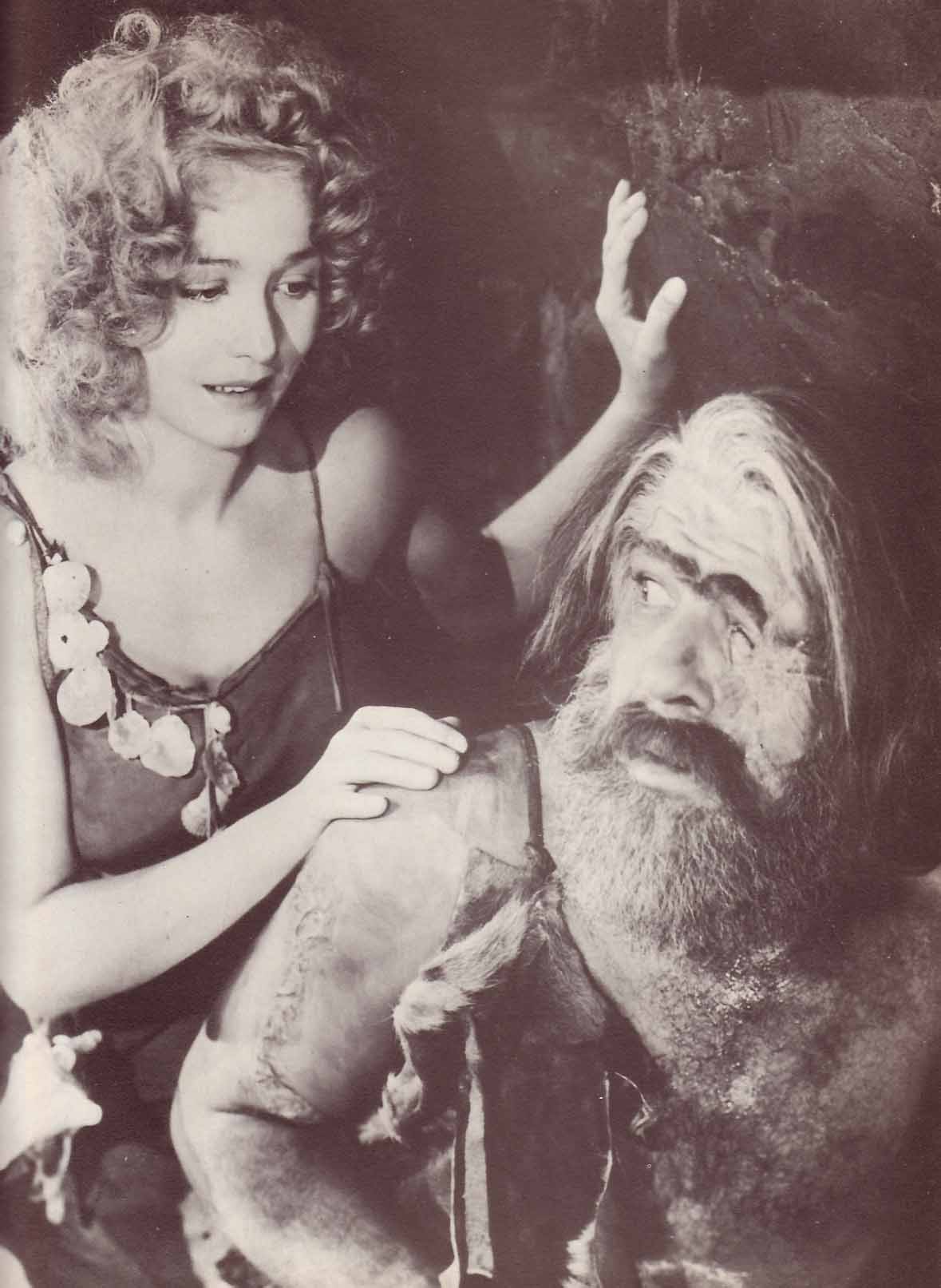 Carol Landis and Lon Chaney, Jr. in ONE MILLION B.C.