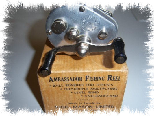 Vintage Pflueger Supreme Fishing Reel -  Canada