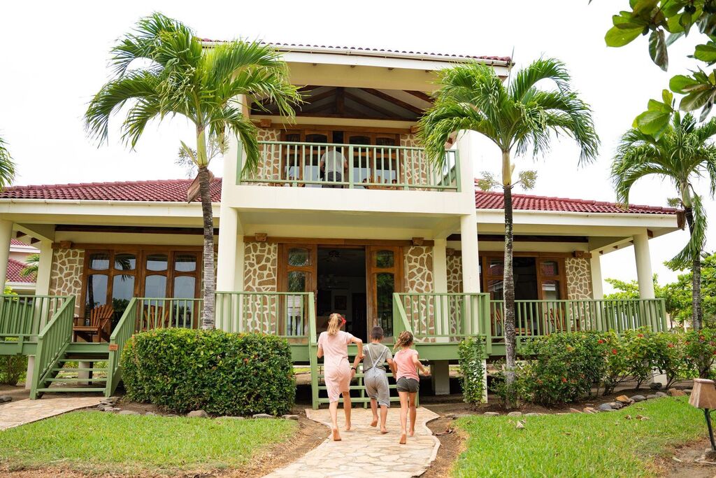 Hopkins Bay, a MuyOno Resort