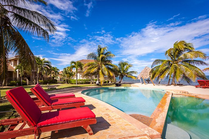 Hopkins Bay, a MuyOno Resort